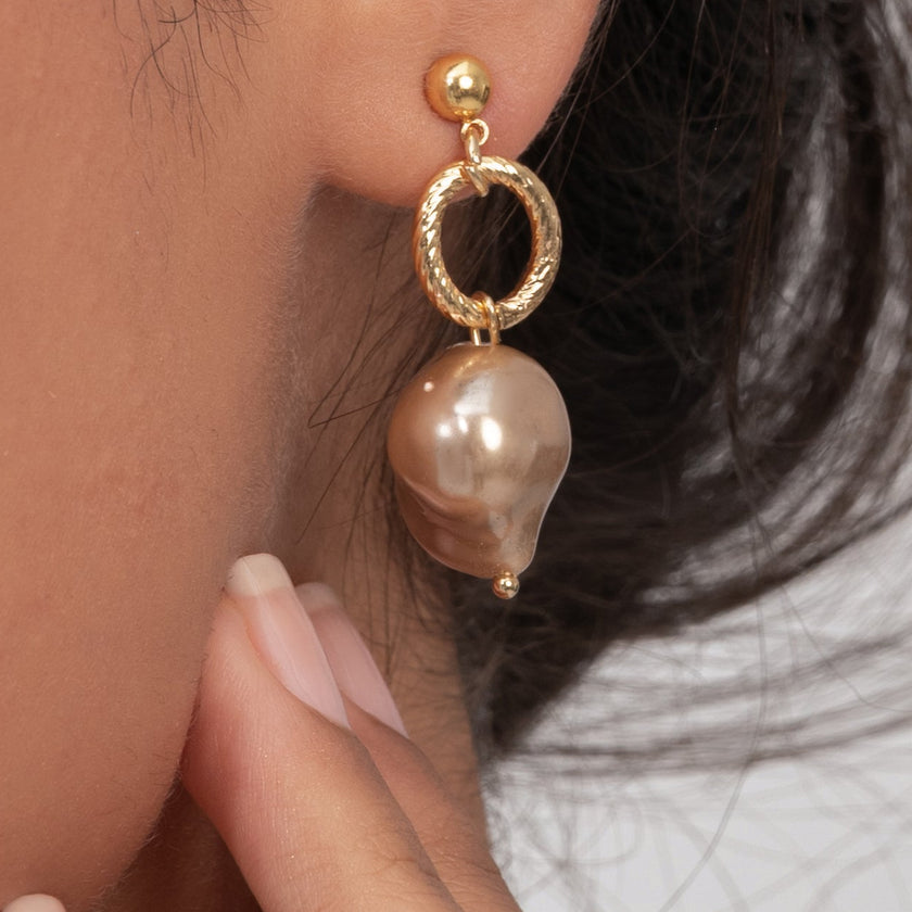 la perla earing