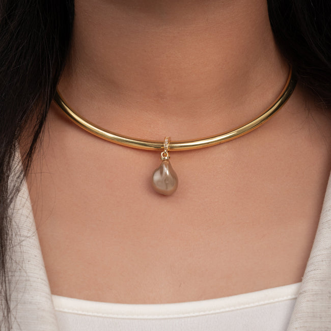 la pearla choker